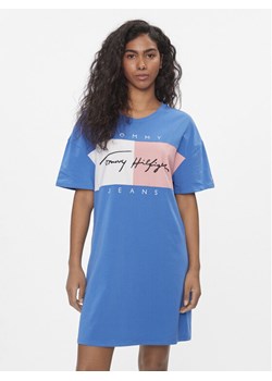 Tommy Jeans Sukienka codzienna UW0UW04969 Niebieski Relaxed Fit ze sklepu MODIVO w kategorii Sukienki - zdjęcie 181134975