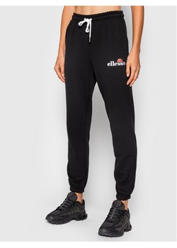 Ellesse Spodnie dresowe Noora SGK13459 Czarny Regular Fit ze sklepu MODIVO w kategorii Spodnie damskie - zdjęcie 181135326