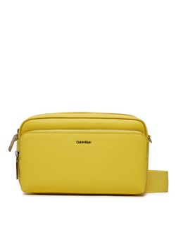 Calvin Klein Torebka Ck Must Camera Bag K60K611927 Żółty ze sklepu MODIVO w kategorii Listonoszki - zdjęcie 181136338