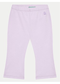 United Colors Of Benetton Legginsy 3DKEGF028 Fioletowy Flare Fit ze sklepu MODIVO w kategorii Spodnie dziewczęce - zdjęcie 181137237