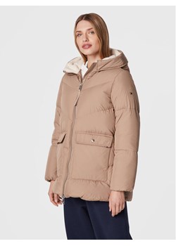 Tommy Hilfiger Kurtka zimowa Chevron Sorona WW0WW36211 Beżowy Relaxed Fit ze sklepu MODIVO w kategorii Kurtki damskie - zdjęcie 181137796