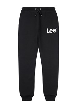 Lee Spodnie dresowe Wobbly Graphic LEE0011 Czarny Regular Fit ze sklepu MODIVO w kategorii Spodnie chłopięce - zdjęcie 181137805