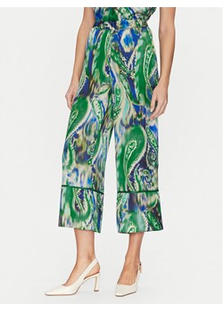 Simona Corsellini Spodnie materiałowe P25CPPA02501 Zielony Relaxed Fit ze sklepu MODIVO w kategorii Spodnie damskie - zdjęcie 181138245