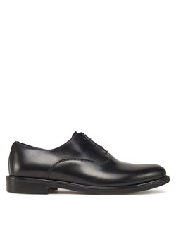 Pollini Półbuty SB10112M0MUA0000 Czarny ze sklepu MODIVO w kategorii Buty eleganckie męskie - zdjęcie 181138279