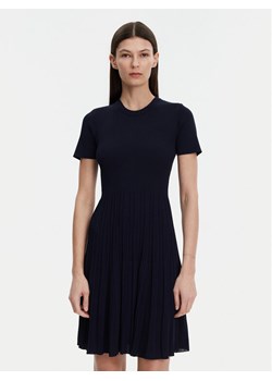 MICHAEL Michael Kors Sukienka dzianinowa MS5830OBFD Granatowy Slim Fit ze sklepu MODIVO w kategorii Sukienki - zdjęcie 181138399
