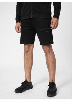 4F Szorty sportowe 4FSS23TSHOM057 Czarny Regular Fit ze sklepu MODIVO w kategorii Spodenki męskie - zdjęcie 181138938