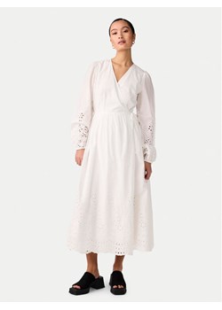 YAS Sukienka codzienna Luma 26032685 Biały Regular Fit ze sklepu MODIVO w kategorii Sukienki - zdjęcie 181138977