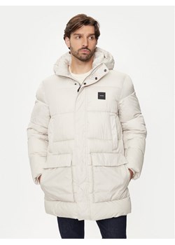 Calvin Klein Kurtka puchowa K10K113465 Beżowy Regular Fit ze sklepu MODIVO w kategorii Kurtki męskie - zdjęcie 181139916