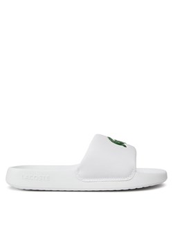 Lacoste Klapki Serve Slide 1.0 123 1 Cuj 745CUJ0012-082 Biały - id: 0000303494605 - marki Lacoste - 181140396 Lacoste Klapki Serve Slide 1.0 123 1 Cuj 745CUJ0012-082 Biały ze sklepu MODIVO w kategorii Klapki damskie - zdjęcie 181140396