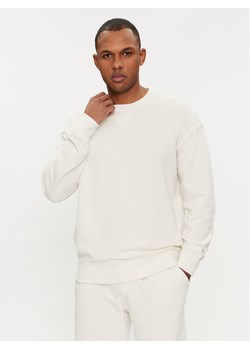 United Colors Of Benetton Bluza 3J68U1009 Écru Regular Fit ze sklepu MODIVO w kategorii Bluzy męskie - zdjęcie 181141095