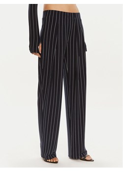 NORMA KAMALI Spodnie materiałowe KK1247PLC32642 Granatowy Relaxed Fit ze sklepu MODIVO w kategorii Spodnie damskie - zdjęcie 181141756