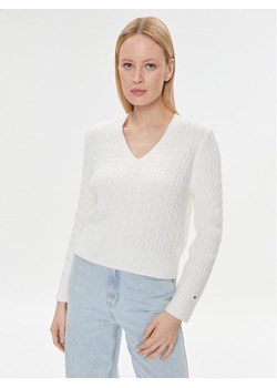 Tommy Hilfiger Sweter WW0WW39017 Écru Regular Fit - id: 0000302248438 - marki Tommy Hilfiger - 181143068 Tommy Hilfiger Sweter WW0WW39017 Écru Regular Fit ze sklepu MODIVO w kategorii Swetry damskie - zdjęcie 181143068