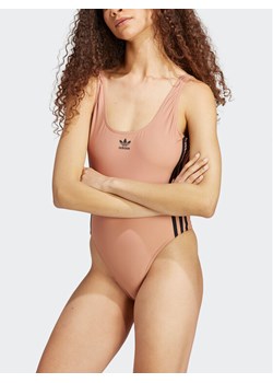 adidas Strój kąpielowy Adicolor 3-Stripes Swimsuit IC2282 Brązowy Slim Fit ze sklepu MODIVO w kategorii Stroje kąpielowe - zdjęcie 181144818