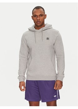 adidas Bluza Trefoil Essentials JD2405 Szary Regular Fit ze sklepu MODIVO w kategorii Bluzy męskie - zdjęcie 181145277