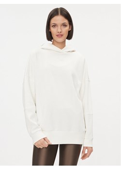 Reebok Bluza Lux IL2108 Biały Oversize ze sklepu MODIVO w kategorii Bluzy damskie - zdjęcie 181145515