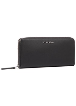 Calvin Klein Duży Portfel Damski Ck Must Ziparound Lg K60K606698 Czarny ze sklepu MODIVO w kategorii Portfele damskie - zdjęcie 181145957