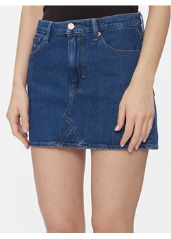 Tommy Jeans Spódnica jeansowa Izzie DW0DW17287 Niebieski Regular Fit ze sklepu MODIVO w kategorii Spódnice - zdjęcie 181146307