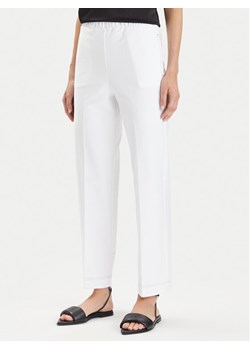 Weekend Max Mara Spodnie materiałowe Ballata 2416781108 Biały Regular Fit ze sklepu MODIVO w kategorii Spodnie damskie - zdjęcie 181146526
