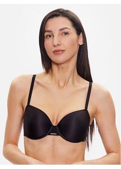 Chantelle Biustonosz z fiszbiną Bare Essentialy C15N60 Czarny ze sklepu MODIVO w kategorii Biustonosze - zdjęcie 181147539
