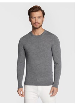 Calvin Klein Sweter Superior K10K109474 Szary Regular Fit ze sklepu MODIVO w kategorii Swetry męskie - zdjęcie 181148016