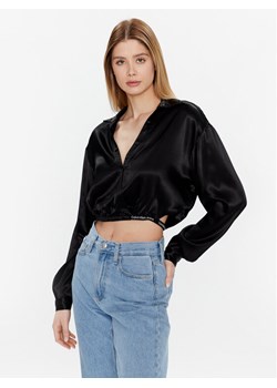 Calvin Klein Jeans Bluzka J20J220327 Czarny Regular Fit ze sklepu MODIVO w kategorii Bluzki damskie - zdjęcie 181148556