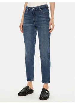 Calvin Klein Jeans Jeansy J20J224514 Niebieski Mom Fit ze sklepu MODIVO w kategorii Jeansy damskie - zdjęcie 181148789