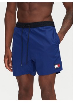 Tommy Hilfiger Szorty kąpielowe UM0UM03455 Niebieski Regular Fit ze sklepu MODIVO w kategorii Kąpielówki - zdjęcie 181151126