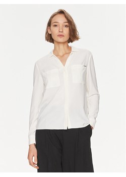 Calvin Klein Koszula K20K207019 Écru Regular Fit ze sklepu MODIVO w kategorii Koszule damskie - zdjęcie 181151836