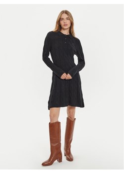 Tommy Hilfiger Sukienka dzianinowa WW0WW43085 Czarny Regular Fit ze sklepu MODIVO w kategorii Sukienki - zdjęcie 181152049