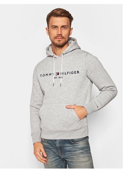Tommy Hilfiger Bluza Core Logo MW0MW10752 Szary Regular Fit ze sklepu MODIVO w kategorii Bluzy męskie - zdjęcie 181152356