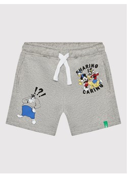 United Colors Of Benetton Szorty sportowe DISNEY 3BC1G900I Szary Regular Fit ze sklepu MODIVO w kategorii Spodenki niemowlęce - zdjęcie 181153018