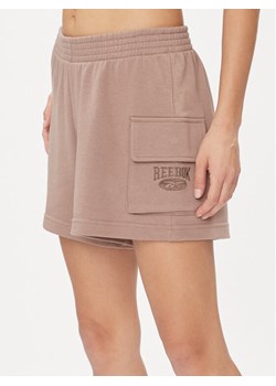 Reebok Szorty sportowe Archive Essentials IL6288 Beżowy Regular Fit ze sklepu MODIVO w kategorii Szorty - zdjęcie 181154689