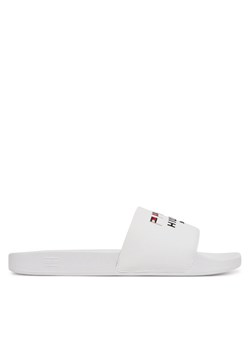 Tommy Hilfiger Klapki Flags Pool Slide FM0FM05431 Biały ze sklepu MODIVO w kategorii Klapki męskie - zdjęcie 181154837