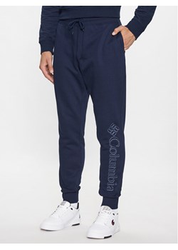 Columbia Spodnie dresowe M CSC Logo™ Fleece Jogger II Niebieski Regular Fit ze sklepu MODIVO w kategorii Spodnie męskie - zdjęcie 181154855