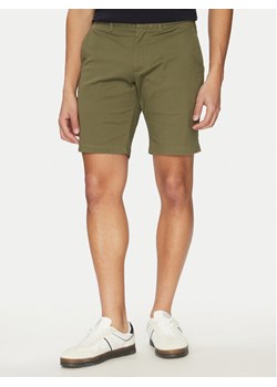 Tommy Hilfiger Szorty materiałowe Brooklyn MW0MW23563 Zielony Regular Fit ze sklepu MODIVO w kategorii Spodenki męskie - zdjęcie 181155376