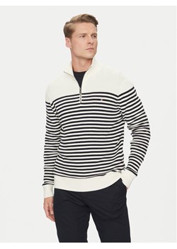 Tommy Hilfiger Sweter MW0MW38601 Écru Regular Fit ze sklepu MODIVO w kategorii Swetry męskie - zdjęcie 181155988