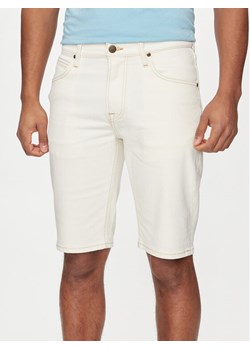 Lee Szorty jeansowe 5 Pocket 112349236 Écru Regular Fit ze sklepu MODIVO w kategorii Spodenki męskie - zdjęcie 181156187