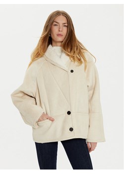 ViCOLO Kożuch TS0038 Écru Regular Fit ze sklepu MODIVO w kategorii Kożuchy - zdjęcie 181158556