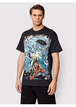 HUF T-Shirt MARVEL Battle TS01976 Czarny Regular Fit ze sklepu MODIVO w kategorii T-shirty męskie - zdjęcie 181158627