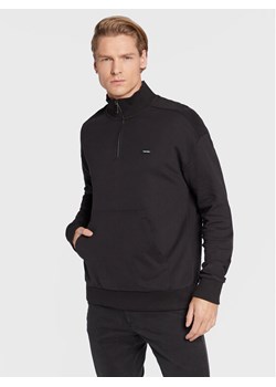 Calvin Klein Bluza K10K110627 Czarny Relaxed Fit ze sklepu MODIVO w kategorii Bluzy męskie - zdjęcie 181159549