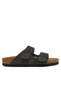 Birkenstock Klapki Arizona zamsz 1028592 Szary ze sklepu MODIVO w kategorii Klapki damskie - zdjęcie 181159747