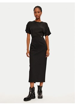 TWINSET Sukienka dzianinowa 242TP2402 Czarny Loose Fit ze sklepu MODIVO w kategorii Sukienki - zdjęcie 181160095