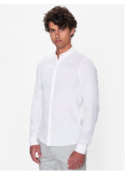 Calvin Klein Koszula K10K109511 Biały Slim Fit ze sklepu MODIVO w kategorii Koszule męskie - zdjęcie 181160495