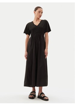 Weekend Max Mara Sukienka codzienna Brozno 2515621082 Czarny Relaxed Fit ze sklepu MODIVO w kategorii Sukienki - zdjęcie 181161497