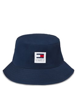 Tommy Jeans Kapelusz Tjm Modern Patch Bucket Hat AM0AM12018 Granatowy ze sklepu MODIVO w kategorii Kapelusze męskie - zdjęcie 181161897