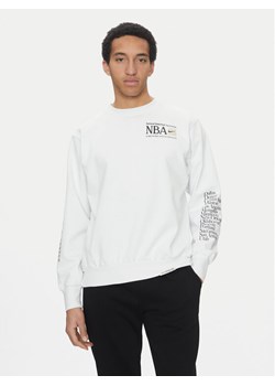 Nike Bluza FD8468 121 Biały Regular Fit ze sklepu MODIVO w kategorii Bluzy męskie - zdjęcie 181163808