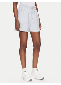 Tommy Jeans Szorty materiałowe DW0DW20360 Niebieski Regular Fit ze sklepu MODIVO w kategorii Szorty - zdjęcie 181164105