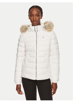 Tommy Jeans Kurtka puchowa Basic DW0DW18312 Biały Slim Fit ze sklepu MODIVO w kategorii Kurtki damskie - zdjęcie 181164195