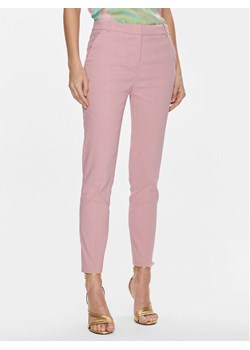 Pinko Spodnie materiałowe Bello 100155 A0IM Różowy Slim Fit ze sklepu MODIVO w kategorii Spodnie damskie - zdjęcie 181164567