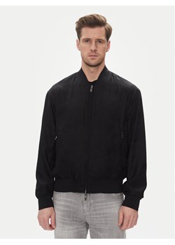 Armani Exchange Kurtka bomber XM000390 AF13170 FC039 Czarny Regular Fit ze sklepu MODIVO w kategorii Kurtki męskie - zdjęcie 181165265